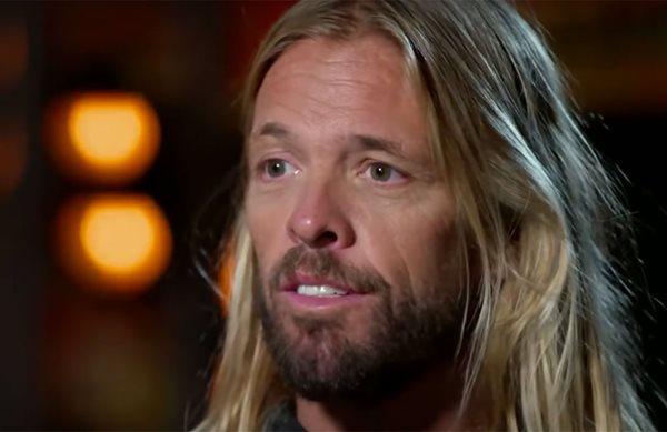 Axl Rose - Αφιέρωσε την περιοδεία των Guns N' Roses στον Taylor Hawkins των Foo Fighters